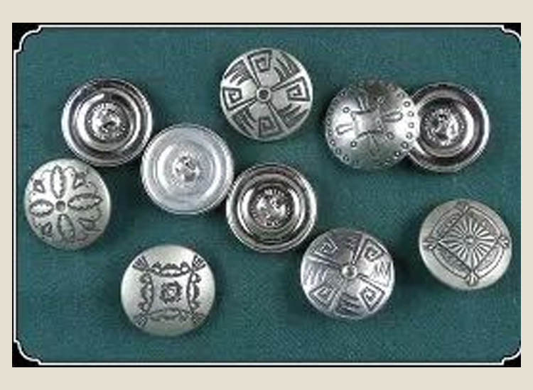 Metal Buttons and Plastic Buttons 09