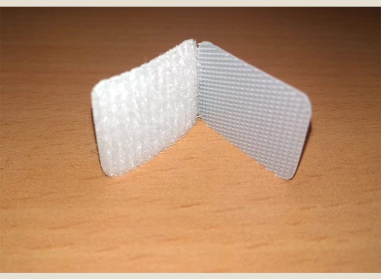 Velcro 03